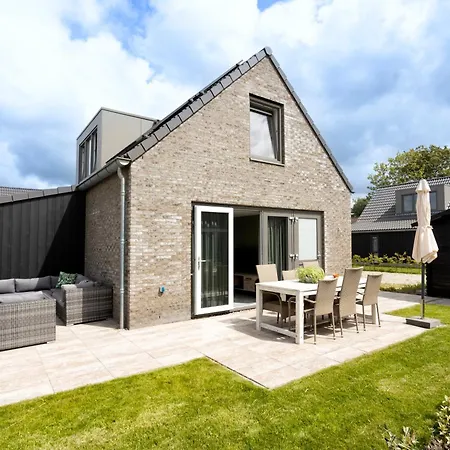 Villa De Strandwielen